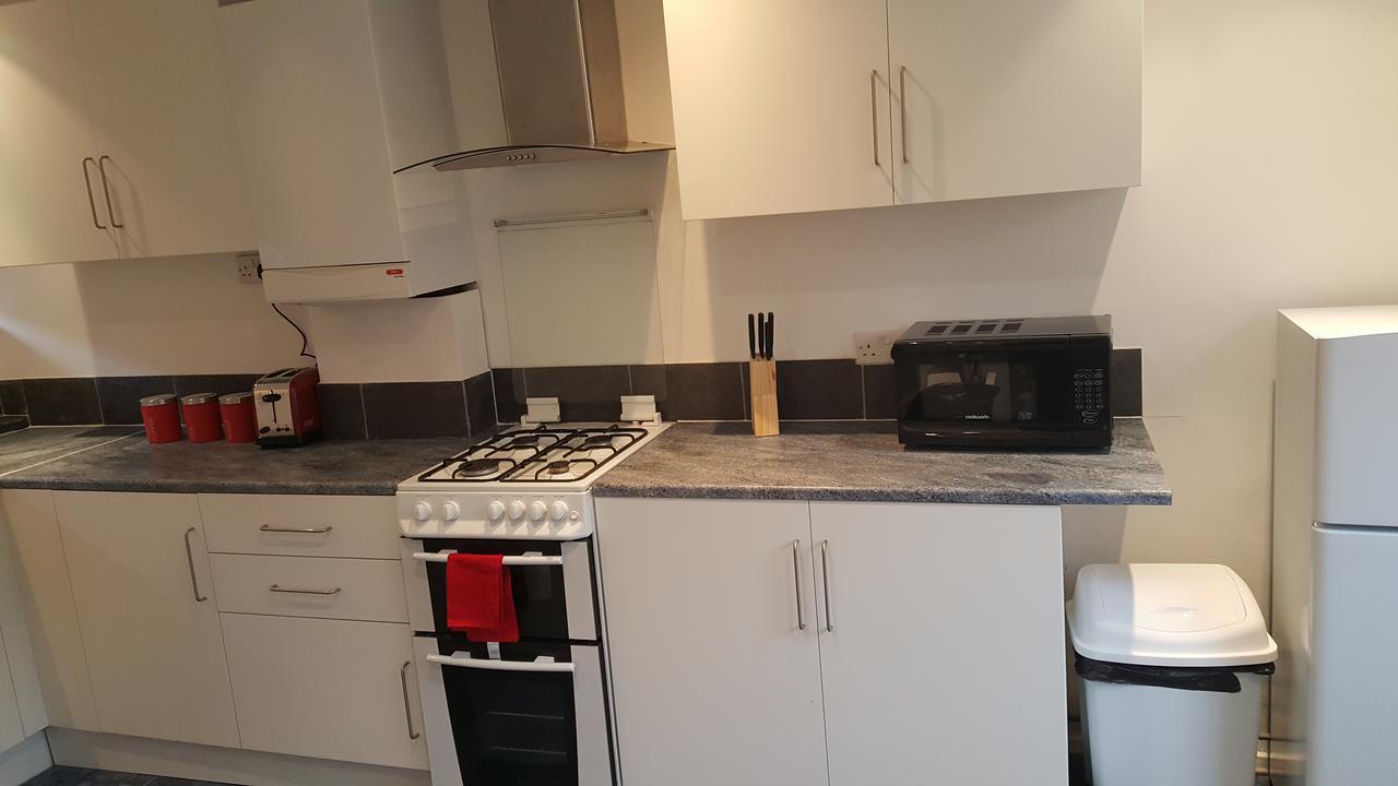 Vetrelax Basildon Newly Refurbished 3Bed House Aparthotel Екстериор снимка